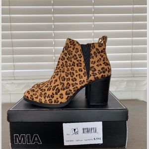 MIA Trinaa Genuine Calf Hair Ankle Boot - Size 8.5